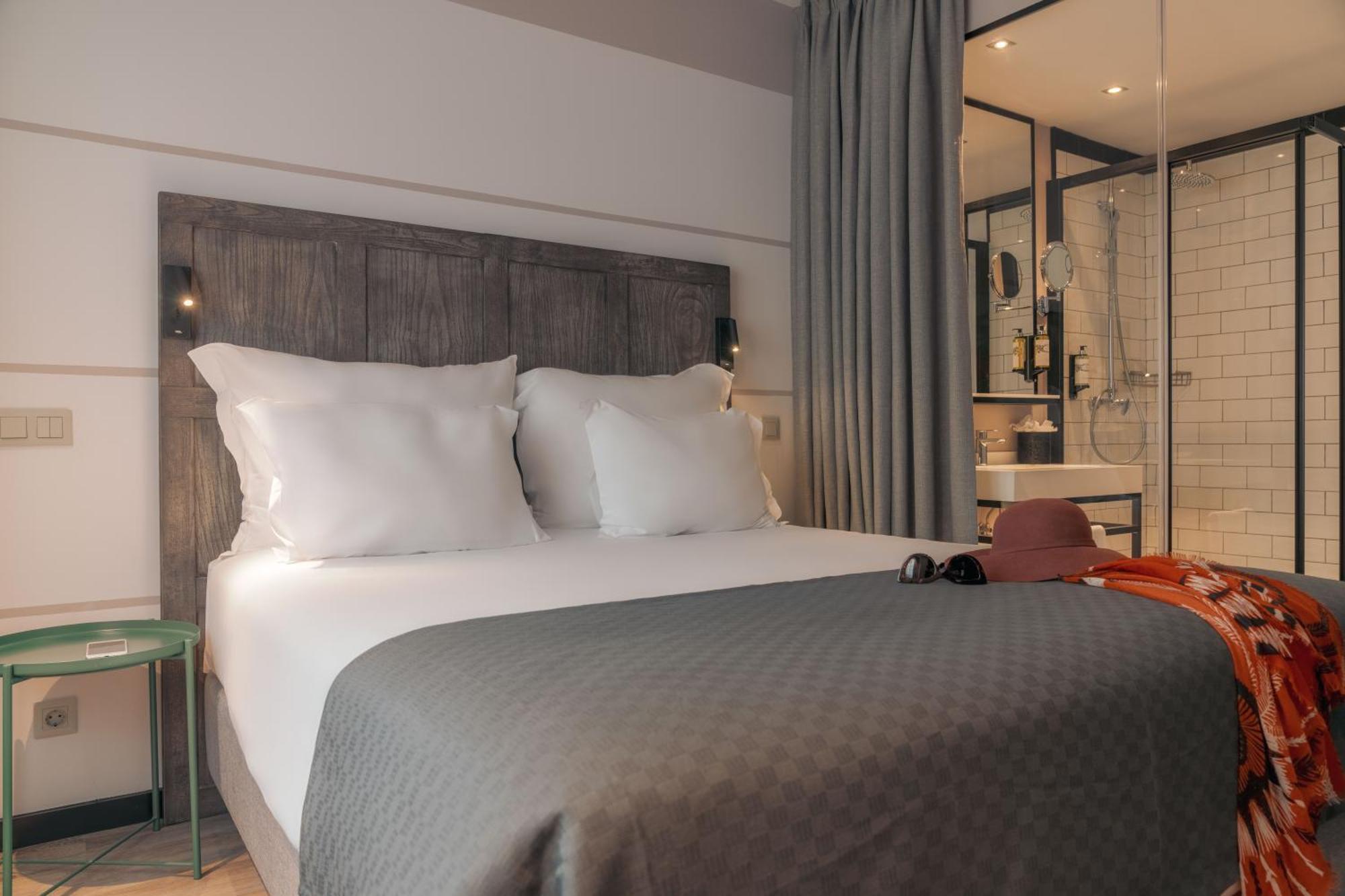 Hotel Pestana Vintage Center 4*
